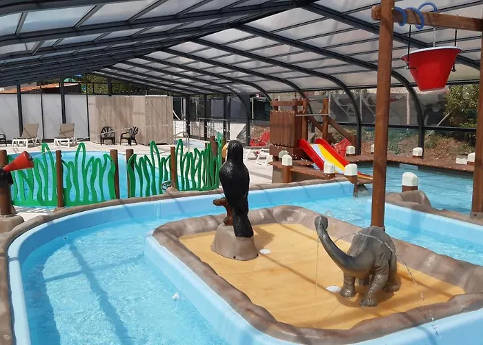 Les Terrasses De Dordogne Camping