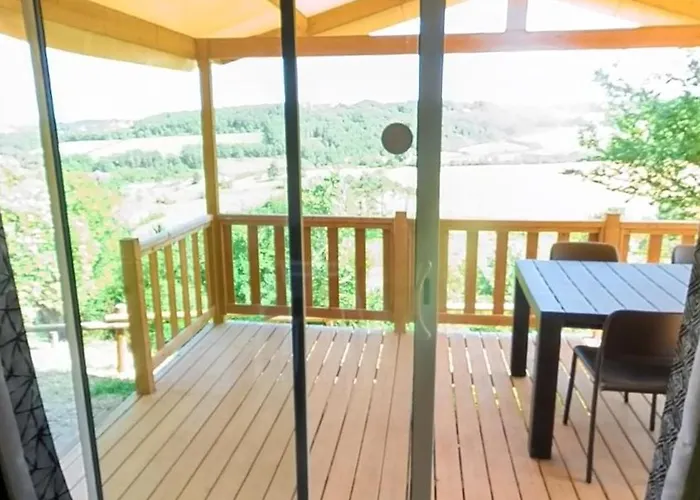 Camping Les Terrasses De Dordogne Rouffignac-Saint-Cernin-de-Reilhac