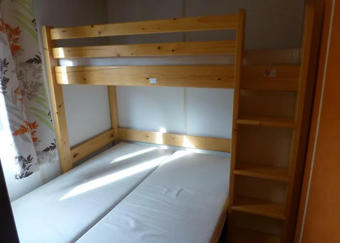 Camping Les Terrasses De Dordogne Rouffignac-Saint-Cernin-de-Reilhac